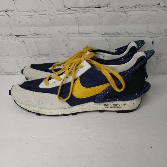 Nike Daybreak Undercover Obsidian Gold Dart Sail CJ3295-400 US Size 12.5 - Picture 3 of 9